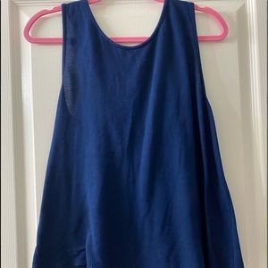 flowy navy blue tank top with cut out in back